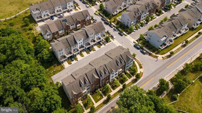 Building Photo - 7855 Port Capital Dr