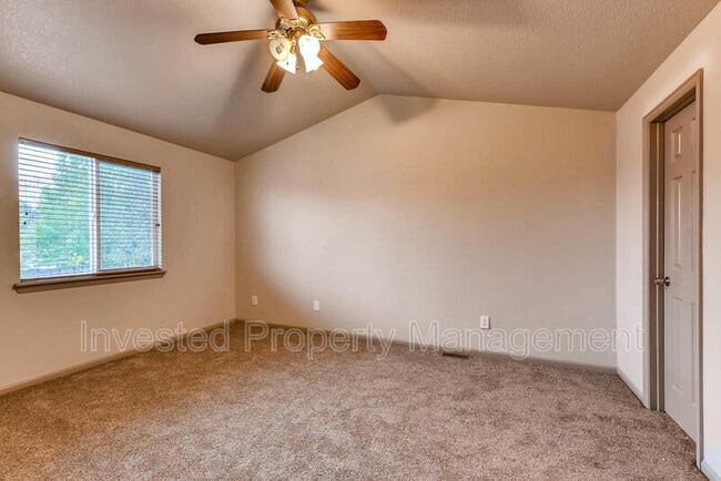 Building Photo - 12853 Capital Crk St