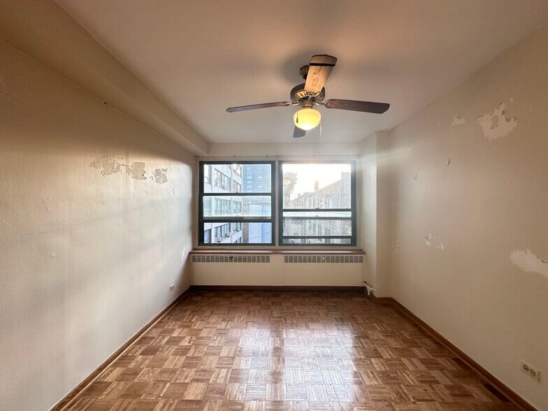 Building Photo - 4180 N Marine Dr