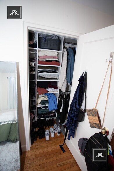 Building Photo - 32 Harvard Ave