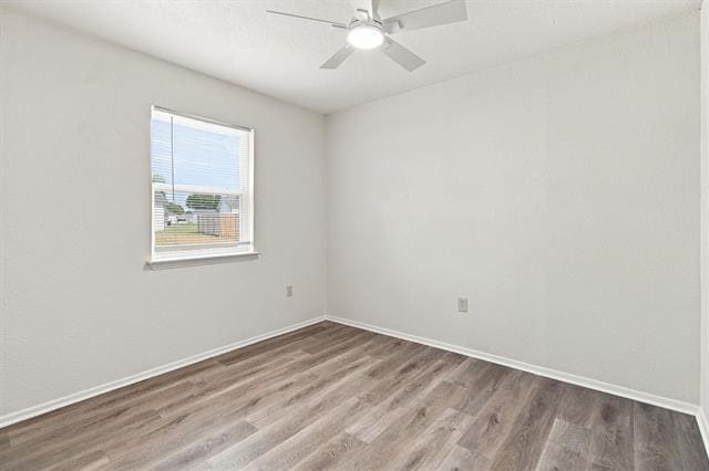 Building Photo - 1819 Pelican Oval W