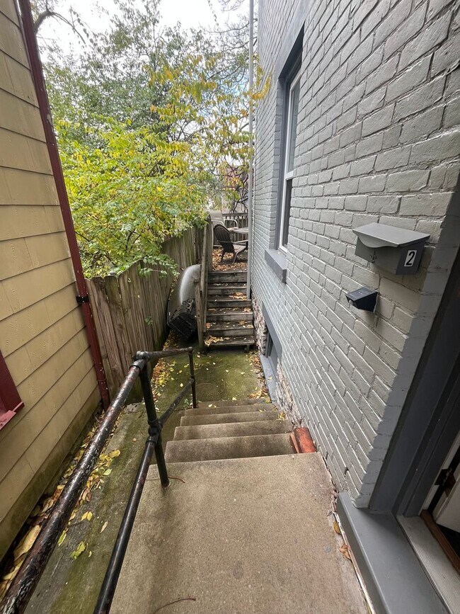 Building Photo - Five Bedroom Available for 26-27 School Year!