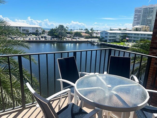 Building Photo - 1800 S Ocean Dr