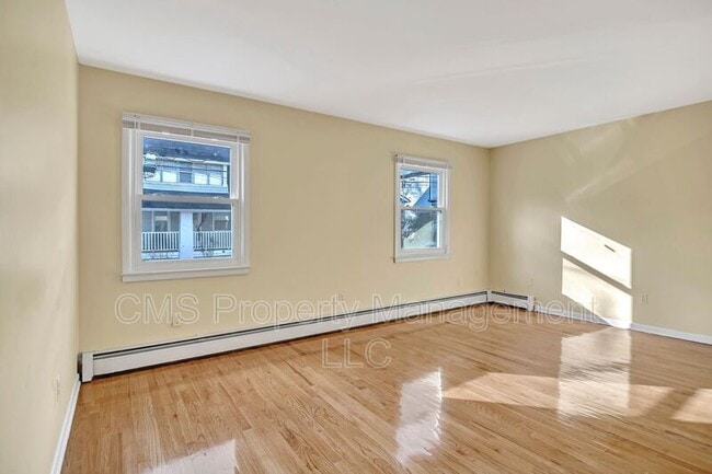 Building Photo - 81 Park Terrace