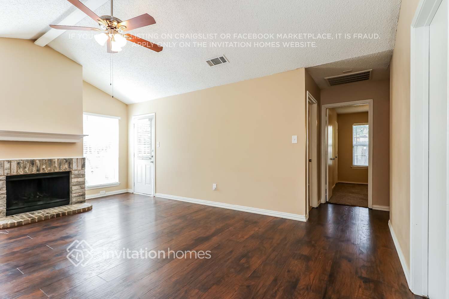 Building Photo - 1216 Hidden Creek Dr