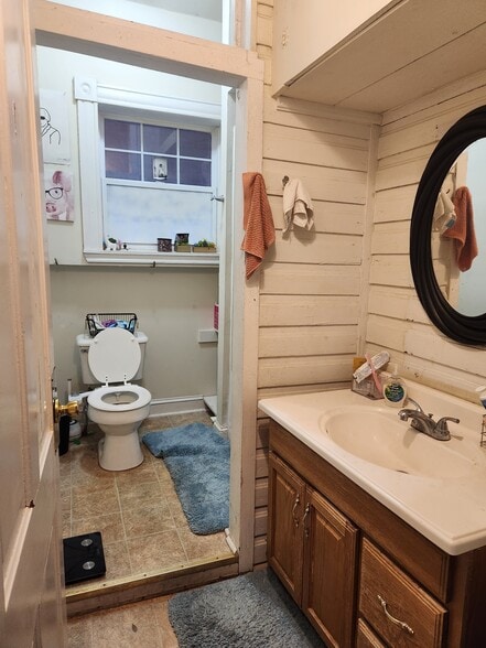 Building Photo - 1212 West Cary St