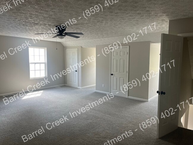 Building Photo - Newly renovated, three-story townhome!