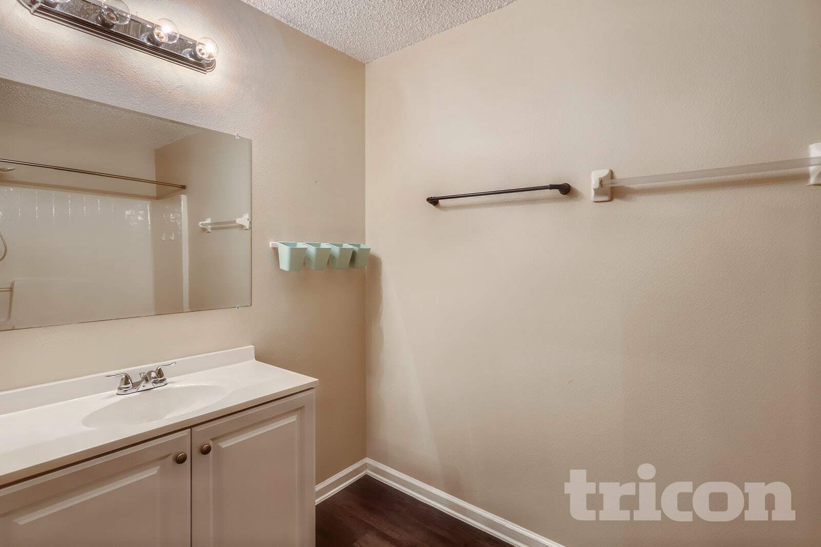 Building Photo - 9 Riddle Pl