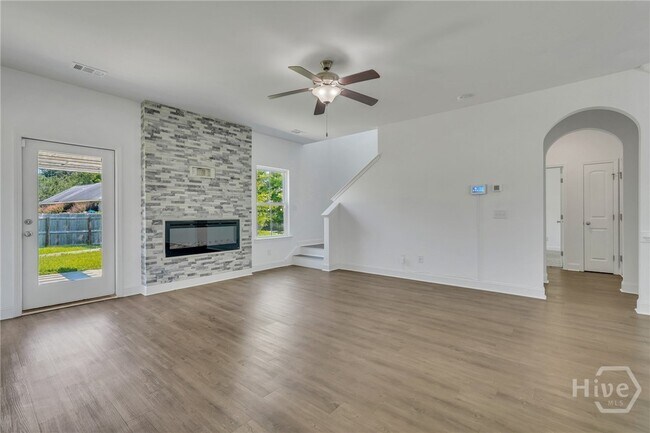 Building Photo - 184 Sawgrass Dr