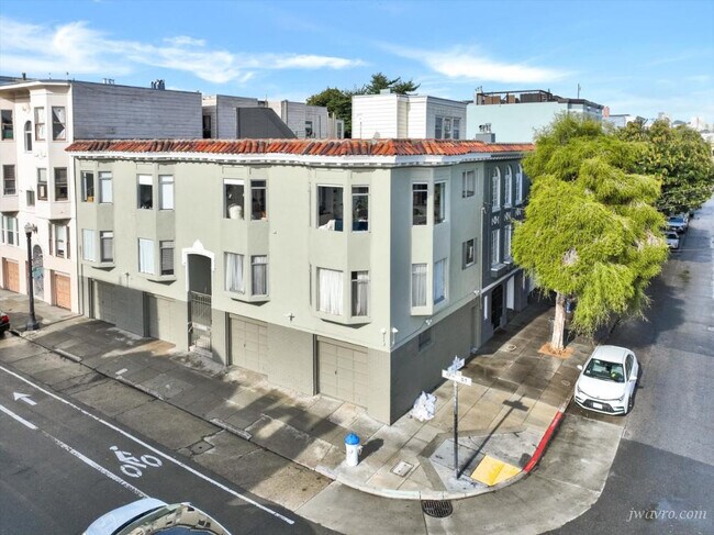 Primary Photo - 3448 17th St