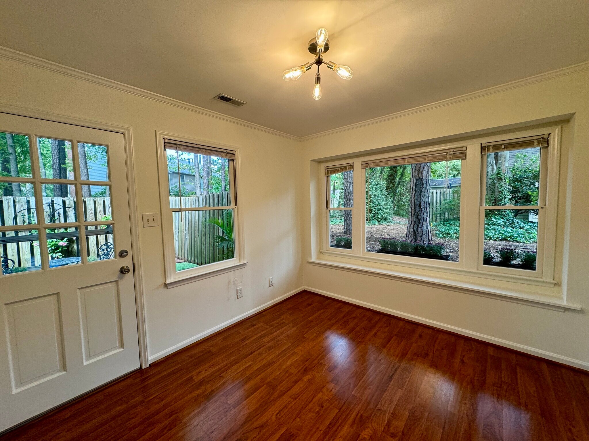 Building Photo - 5509 Hamstead Xing