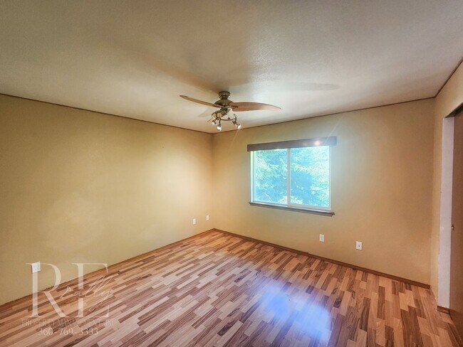 Building Photo - MILITARY DISCOUNT - $75/MO OFF!!