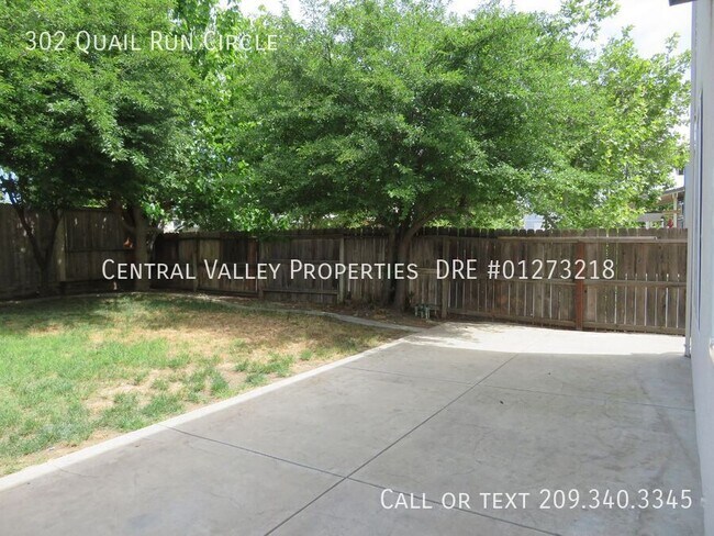 Building Photo - 302 Quail Run Cir