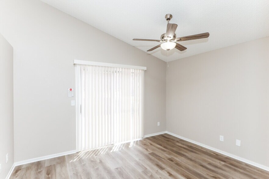 Building Photo - 1027 Overture Dr