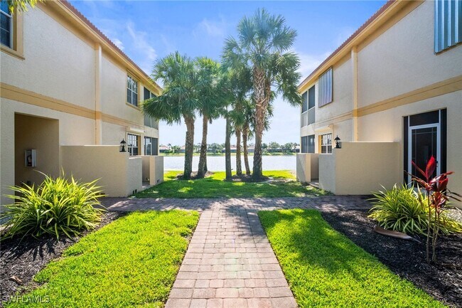 Building Photo - 16261 Coco Hammock Way