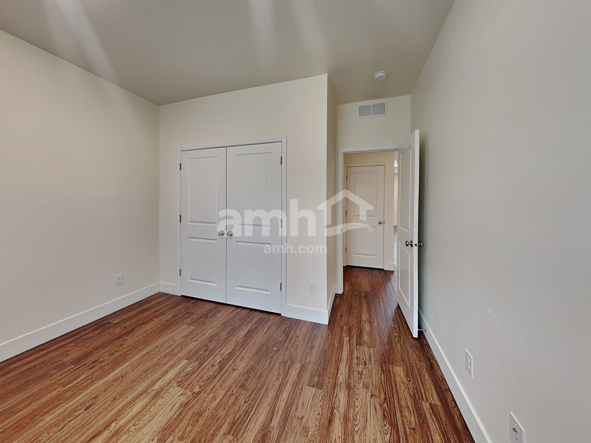 Building Photo - 9472 W Chino St