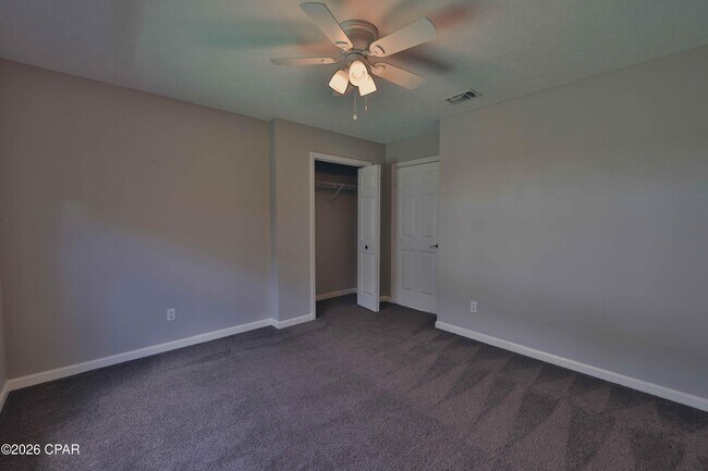 Building Photo - 3931 Treasure Cir