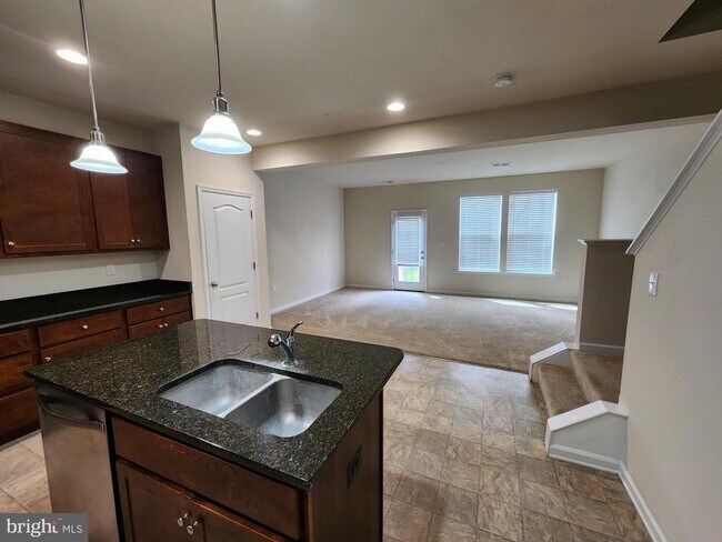 Building Photo - 104 Oflannery Ct