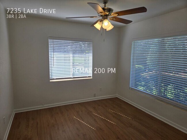 Building Photo - 7235 Lake Dr