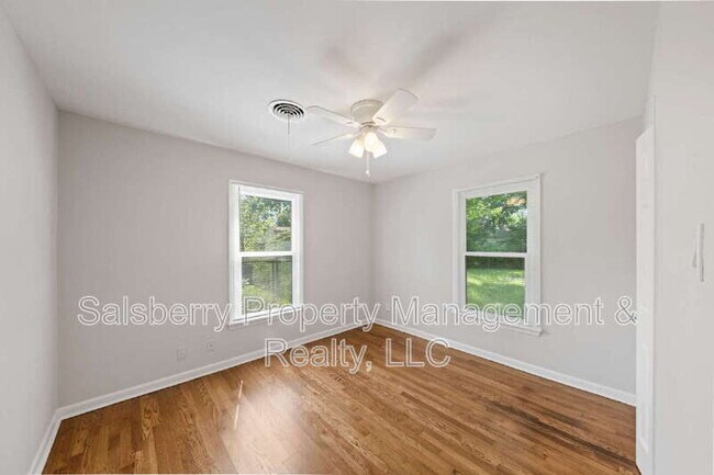 Building Photo - 5601 N Schilder Dr
