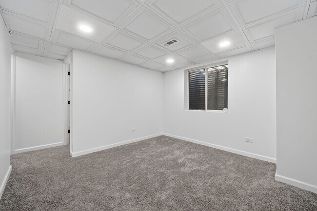 Building Photo - 2743 Rourke Dr