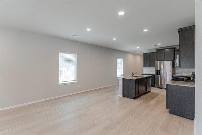 Building Photo - 9327 Colonial Bent Pl