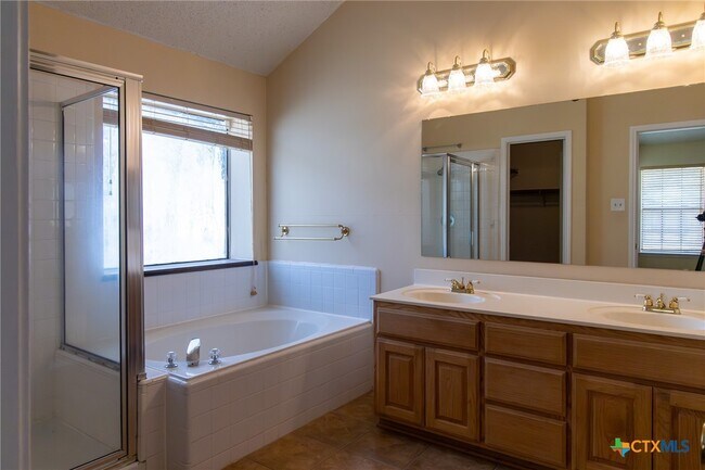 Building Photo - 2306 Wampum Dr