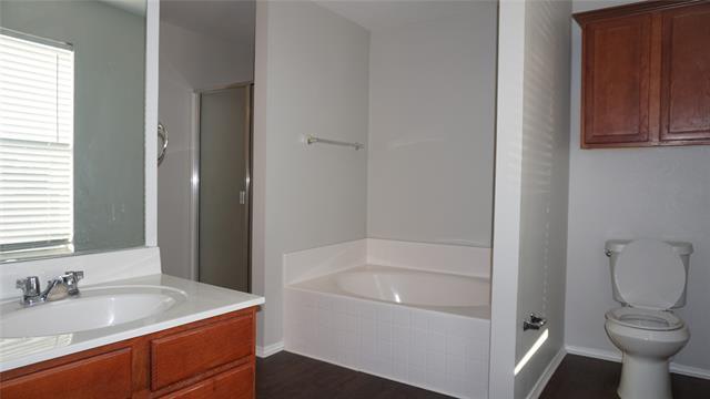 Building Photo - 9601 Polk Ave