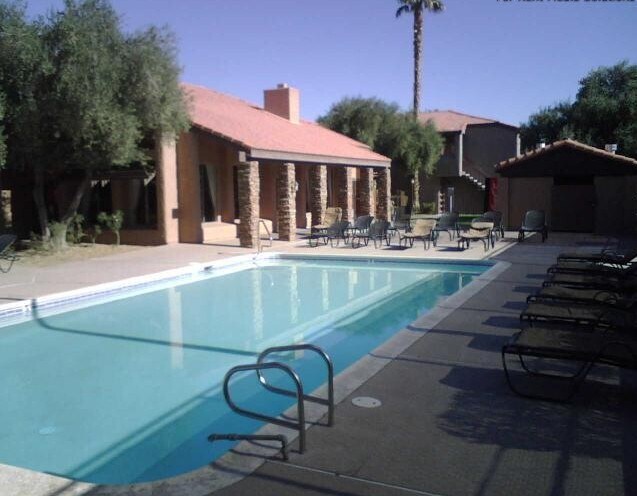 Building Photo - 1455 E Katie Ave