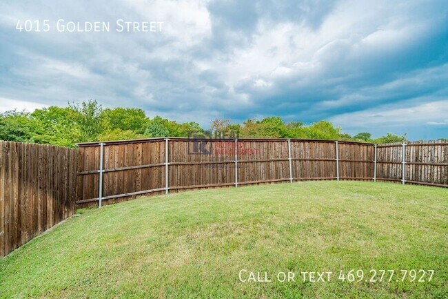 Building Photo - 4015 Golden St