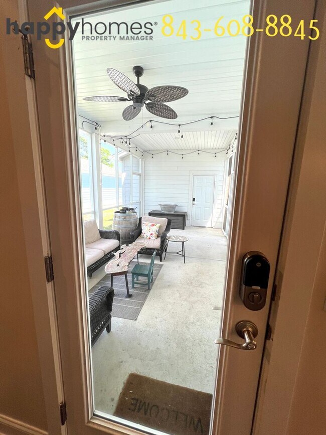 Building Photo - 4 Bed 3.5 Bath Home at Carolina Bay in Wes...