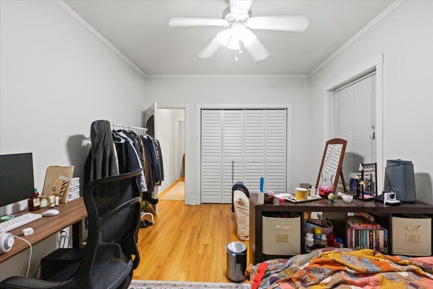 Building Photo - 442 W Arlington Pl