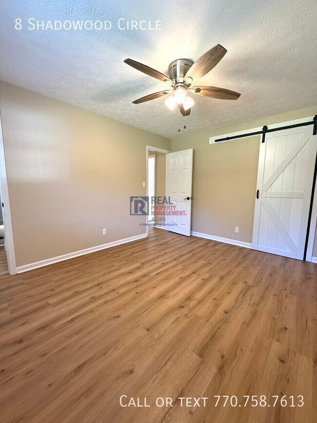 Building Photo - 8 Shadowood Cir SE
