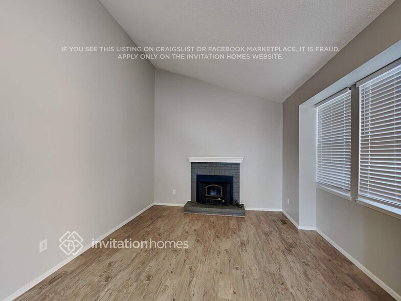 Building Photo - 5731 W 75th Pl