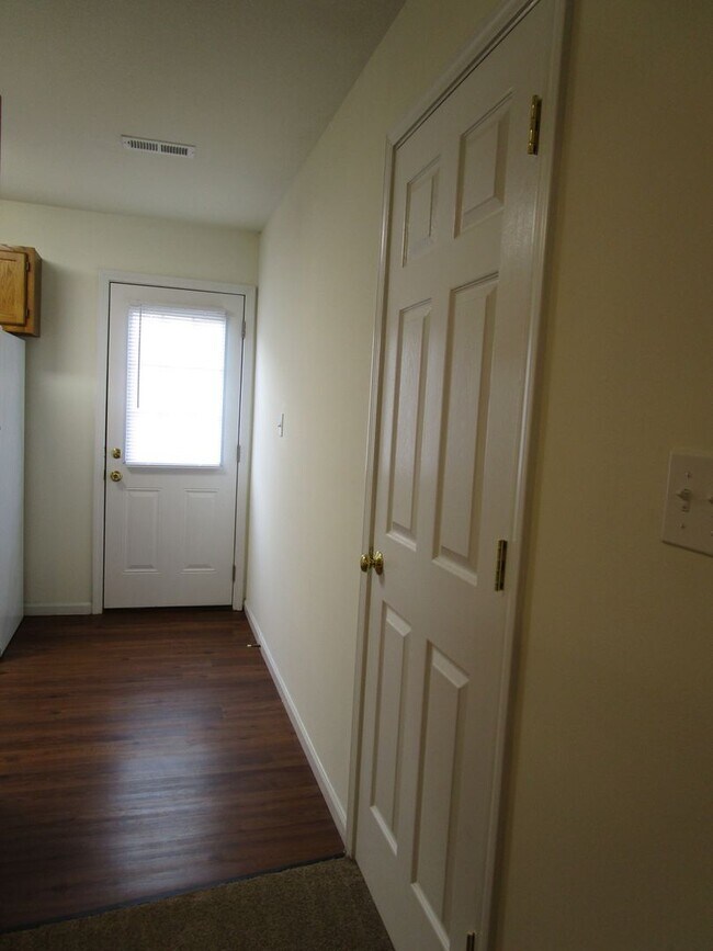 Building Photo - 3538-3540 Prescott Dr.