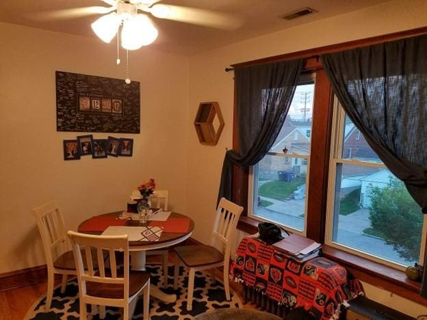 Building Photo - 1042 Art Hill Pl