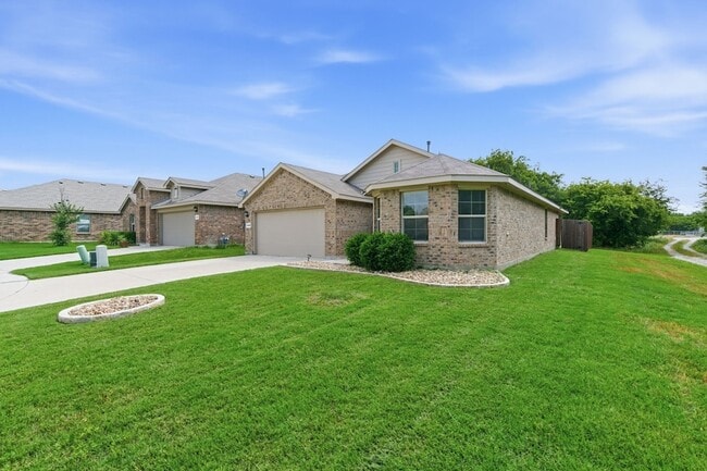 Building Photo - 16308 Caledonia Ct
