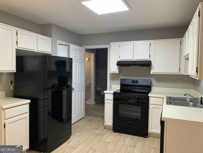 Building Photo - 4930 Muirwood Dr