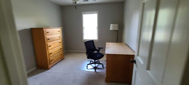 Building Photo - 1578 Fair Oaks Ln