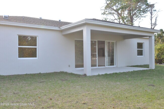 Building Photo - 1043 Walden Blvd SE