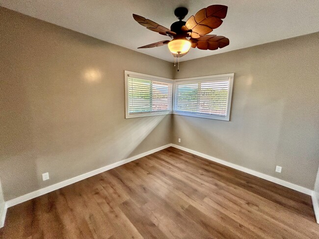 Building Photo - 87-228-228 Holomalia Pl