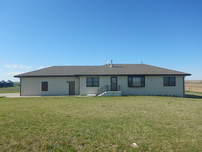 Building Photo - 35270 W Walker Rd