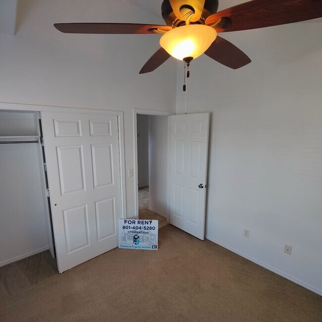 Building Photo - 5 Bed 3 Bath House in Lehi for Rent!