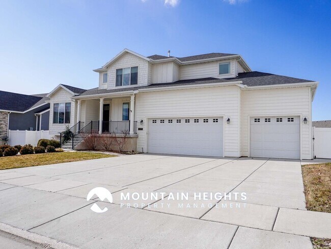 Building Photo - 2274 S 50 E