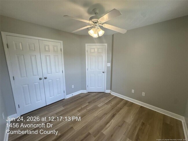 Building Photo - 1456 Avoncroft Dr