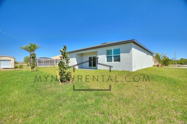 Building Photo - Deposit-Free! Get $1,000 OFF your first mo...