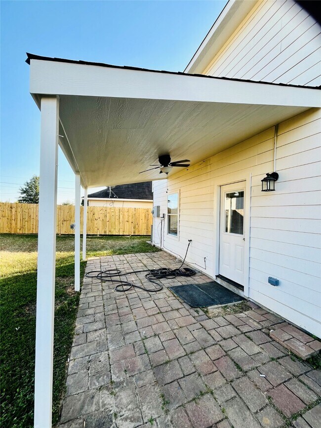Building Photo - 17030 Cypresswood Glen Tr