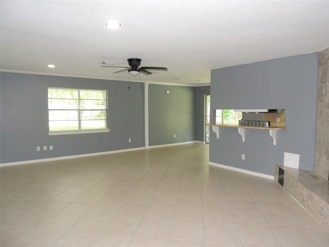 Building Photo - 12507 New Rochelle Ct