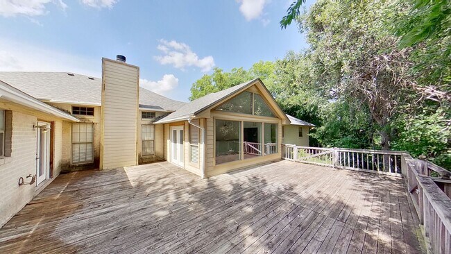 Building Photo - Gorgeous house in Harker Heights by the Stillhouse Hollow Lake