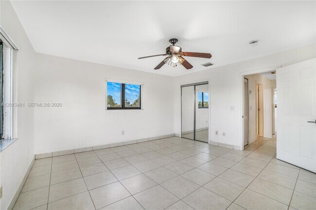 Building Photo - 26500 SW 167th Ave